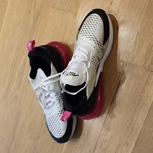 Nike Air Max 270 men's 11